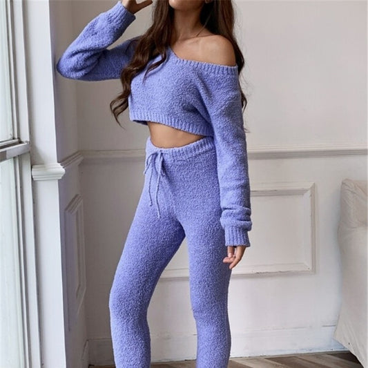 Plush Teddy Fabric V-Neck Pullover & Skinny Pant Winter Coord Set
